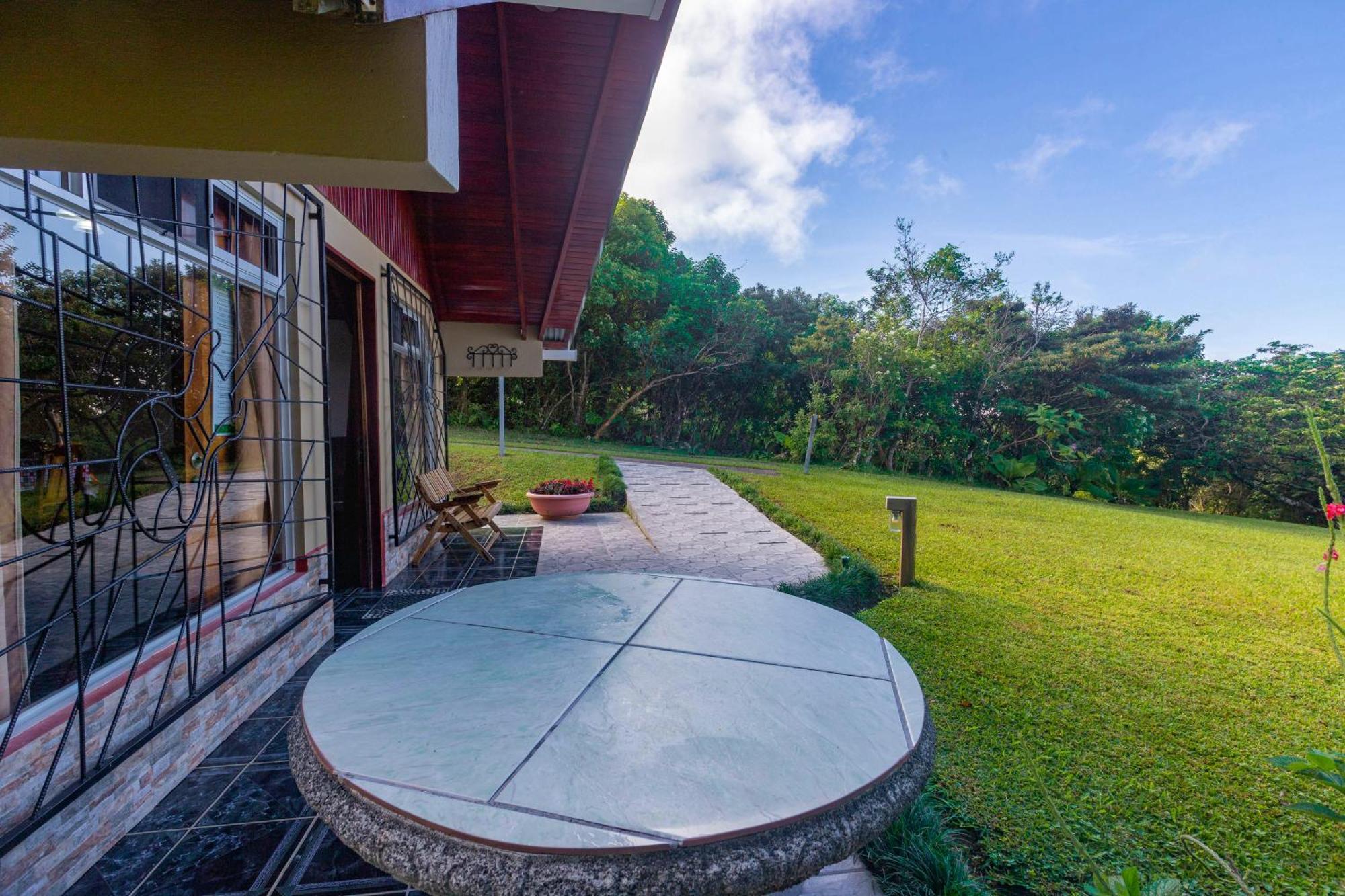Cabanas Valle Campanas - Monteverde, Costa Rica Esterno foto